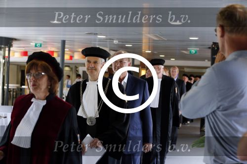 Breukelen 10 september 2012
Joop van de Ende krijgt ere doctoraat op universiteit Neyerode. Aanwezig zijn zijn vrouw Janine en kinderen Iris en Vincent
Peter Smulders bv