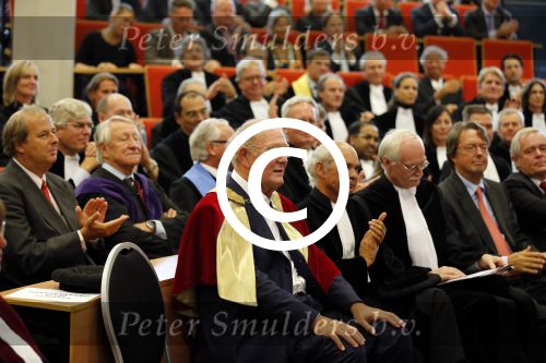 Breukelen 10 september 2012
Joop van de Ende krijgt ere doctoraat op universiteit Neyerode. Aanwezig zijn zijn vrouw Janine en kinderen Iris en Vincent
Peter Smulders bv