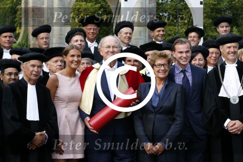 Breukelen 10 september 2012
Joop van de Ende krijgt ere doctoraat op universiteit Neyerode. Aanwezig zijn zijn vrouw Janine en kinderen Iris en Vincent
Peter Smulders bv