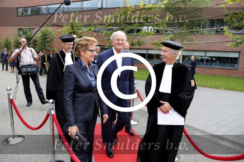 Breukelen 10 september 2012
Joop van de Ende krijgt ere doctoraat op universiteit Neyerode. Aanwezig zijn zijn vrouw Janine en kinderen Iris en Vincent
Peter Smulders bv