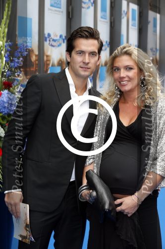 Amsterdam23 september 2012
Premiere de Jantjes in het nieuwe de la mar. Kai Lerby met zijn hoogzwangere vrouw
Peter Smulders bv