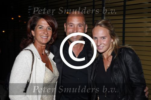 Amsterdam 1 september 2012
Ruud Gullit viert zijn 50e verjaardag in members only van Tommy Hilfiger. Lesley Bamberger met vrouw en dochter
Peter Smulders bv