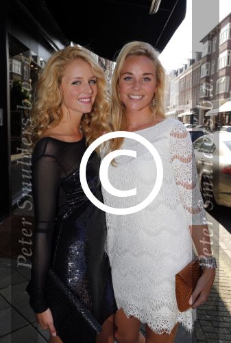 Amsterdam 28 augustus 2012
5 jaar grazia Magazine wordt gevierd met feestje in Armani winkel op de pc hooftstraat. Sylvie v d Vaart ontvangt het eerste exemplaar uit handen van Hilmar Mulder. Liza Sips met leontien Mourits
Peter Smulders bv