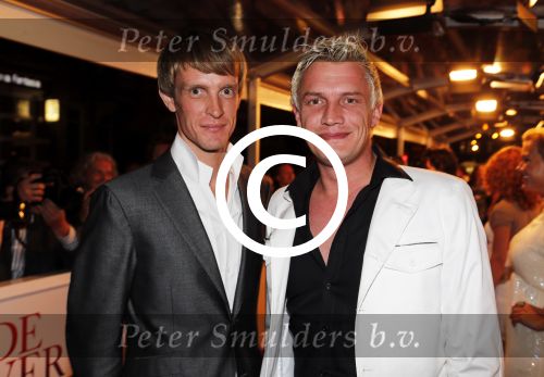 Amsterdam 3 september 2012
Premiere de verbouwing in het nieuwe de la mar theater. Martijn v Nellestijn met vriend
Peter Smulders bv
