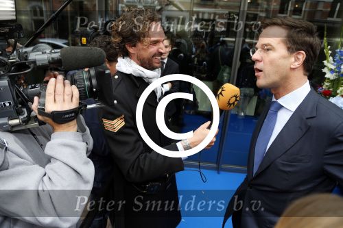 Amsterdam23 september 2012
Premiere de Jantjes in het nieuwe de la mar. Mark Rutte met Robert Blaauboer
Peter Smulders bv