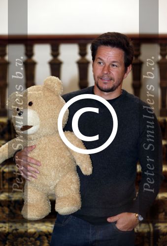 Amsterdam 11 september 2012
Mark Wahlberg voor film Ted in het amstel hotel.
Peter Smulders bv