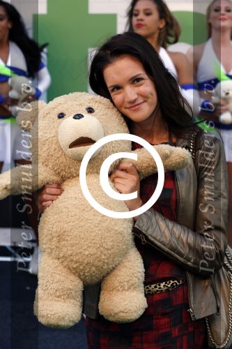 Amsterdam 11 september 2012
Premiere TED in pathe arena. marly v d Velde met vriend en tatoo
Peter Smulders bv