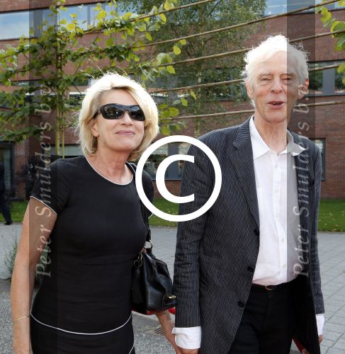 Breukelen 10 september 2012
Joop van de Ende krijgt ere doctoraat op universiteit Neyerode. Aanwezig zijn zijn vrouw Janine en kinderen Iris en Vincent. Martine Bijl en Berend Boudewijn
Peter Smulders bv
