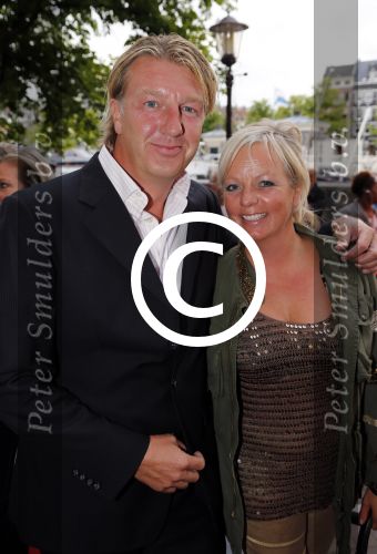 Amsterdam 29 augustus 2012
Premiere Yab Yum in carre. Michael Pilarczyk met vrouw
Peter Smulders bv