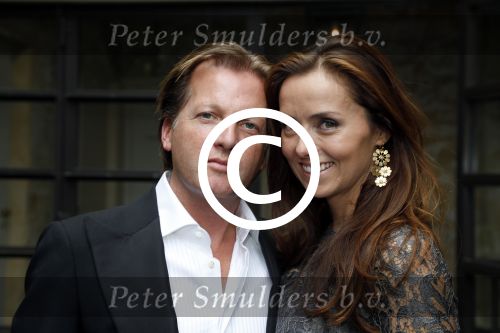 Valkenburg 31 augustus 2012
Suze Mens en Emiel de Sevren Jacquet trouwen in de kerk  chateau st Gerlach.
Aanwezig zijn zus Marloes met Michiel Mol en vader Harry en moeder Suze. Ook Mona en haar dochters Nour en Sarah zijn aanwezig.
Peter Smulders bv