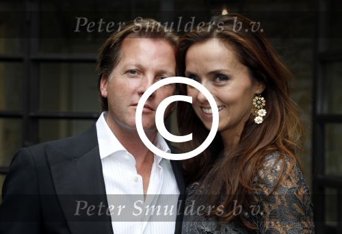 Valkenburg 31 augustus 2012
Suze Mens en Emiel de Sevren Jacquet trouwen in de kerk  chateau st Gerlach.
Aanwezig zijn zus Marloes met Michiel Mol en vader Harry en moeder Suze. Ook Mona en haar dochters Nour en Sarah zijn aanwezig.
Peter Smulders bv