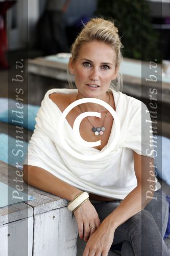 Amsterdam 3 september 2012
Presentatie deelnmemers expeditie Robinson bij strand west . Peggy Vrijens
Peter Smulders bv