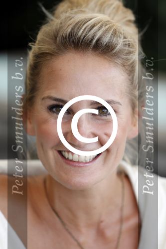 Amsterdam 3 september 2012
Presentatie deelnmemers expeditie Robinson bij strand west . Peggy Vrijens
Peter Smulders bv