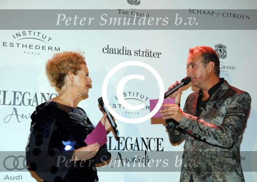 Amsterdam 11 september 2012
Uitreiking elegance awards in hotel the grand. Anita Willemars en Richard Kemper
Peter Smulders bv