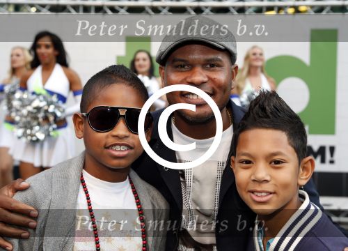 Amsterdam 11 september 2012
Premiere TED in pathe arena. Roue Verveer met zonen Randy en Julian
Peter Smulders bv