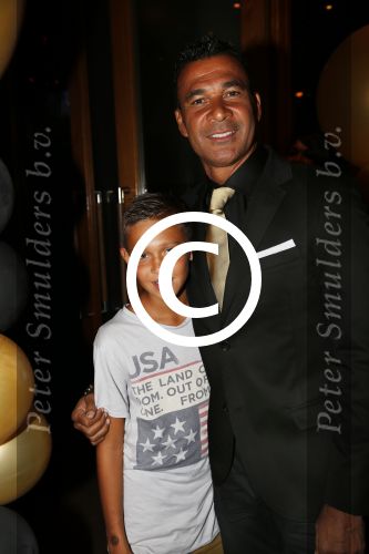 Amsterdam 1 september 2012
Ruud Gullit viert zijn 50e verjaardag in members only van Tommy Hilfiger.
Peter Smulders bv