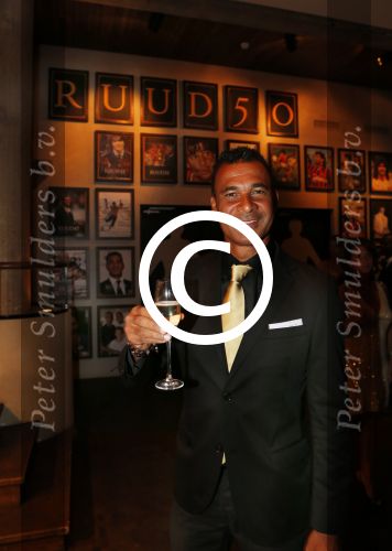 Amsterdam 1 september 2012
Ruud Gullit viert zijn 50e verjaardag in members only van Tommy Hilfiger.
Peter Smulders bv
