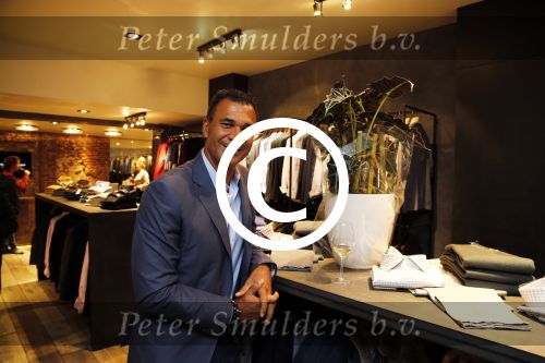 Utrecht 17 september 2012
Ruud Gullit opent society shop in Utrecht.
Peter Smulders bv