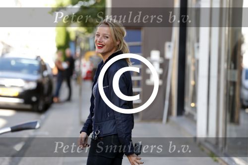 Amsterdam 28 augustus 2012
Tess Milne op de pc hooftstraat.
Peter Smulders bv