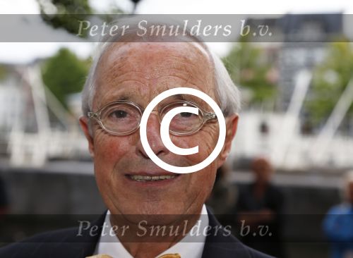 Amsterdam 29 augustus 2012
Premiere Yab Yum in carre. Theo heuft met vrouw
Peter Smulders bv