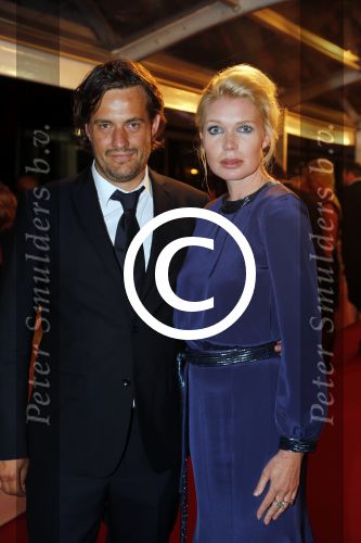 Amsterdam 3 september 2012
Premiere de verbouwing in het nieuwe de la mar theater. Tjitske Reidinga met man Vincent Croiset
Peter Smulders bv