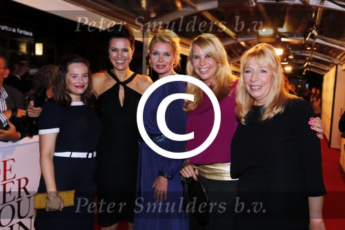 Amsterdam 3 september 2012
Premiere de verbouwing in het nieuwe de la mar theater. Linda de Mol Tjitske Reidinga Susan Visser Lies Visschedijk en Will Koopman
Peter Smulders bv