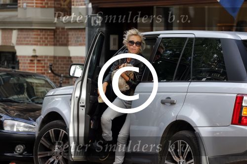 Amsterdam 12 september 2012
Wendy v Dijk met haar range rover.
Peter Smulders bv