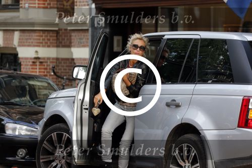 Amsterdam 12 september 2012
Wendy v Dijk met haar range rover.
Peter Smulders bv