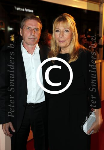 Amsterdam 3 september 2012
Premiere de verbouwing in het nieuwe de la mar theater. Will Koopman met man
Peter Smulders bv