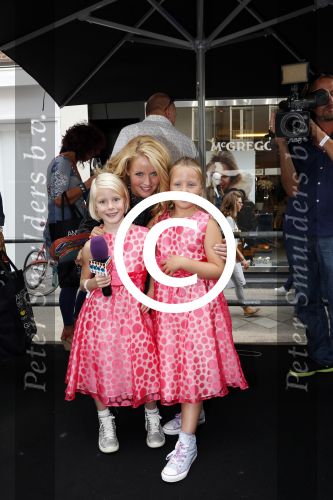 Amsterdam 2 september 2012
Grazi PC Catwalk op de pc hooftstraat. Willemijn Bax en Bente interviewen bn ers
Peter Smulders bv