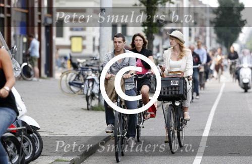 Amsterdam 29 augustus 2012
Noortje Herlaar en William Spaaij op de fiets in Amsterdam.
Peter Smulders bv