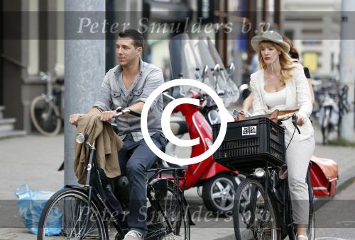 Amsterdam 29 augustus 2012
Noortje Herlaar en William Spaaij op de fiets in Amsterdam.
Peter Smulders bv