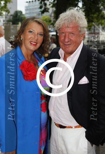 Amsterdam 29 augustus 2012
Premiere Yab Yum in carre. Willibrord Frequin met vriendin
Peter Smulders bv