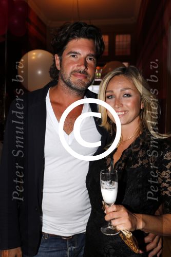 Amsterdam 11 september 2012
Uitreiking elegance awards in hotel the grand.
Peter Smulders bv