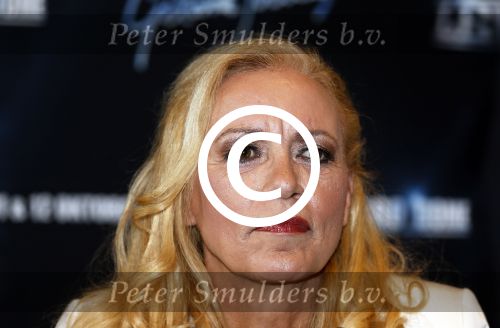 Amsterdam 8 augustus 2013
Gerard Joling en Caren Maywood en Alice Maywood tijdens persconferentie in het Amstel hotel waar ze aankondigen weer op te gaan treden tijdens concert Gerad Joling in het ziggo dome.
Peter Smulders bv