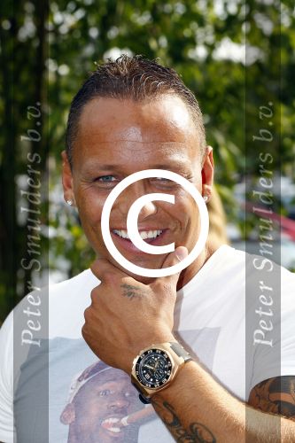 Hilversum 20 augustus 2013
Michael v d Plas en Samantha de Jong Barbie op het mediapark.
Peter Smulders bv