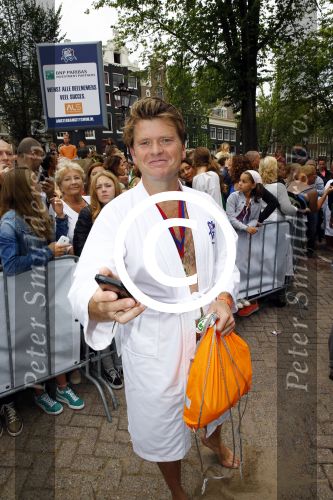 Amsterdam 8 september 2013
Amsterdam city swim door de grachten met diverse bn ers.
Beau v Erven Dorens