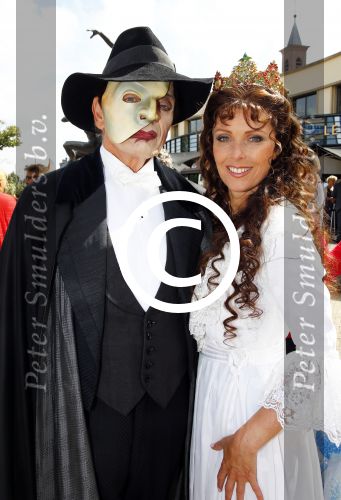 Scheveningen 30 augustus 2013
20 jarig bestaan van het circustheater in Scheveningen.
Ben Cramer als Phantom of the opera met Joke de Kruif