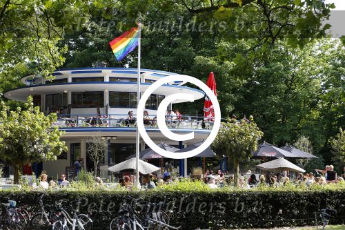 Amsterdam 16 augustus 2013
diverse hotspots in Amsterdam. t Blauwe Theehuys
Peter Smulders bv