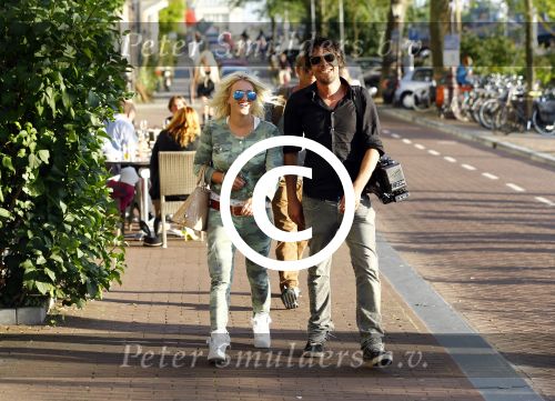 Amsterdam 3 september 2013
Premiere Stiletto in Carre.
Britt Dekker met cameraman Jaap