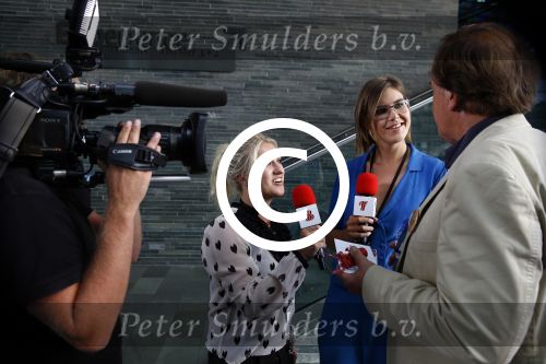 Hilversum 29 augustus 2013
Presentatie najaarspresentatie van de publieke omroep bij beeld en geluid.
Britt Dekker en Ymke Wieringa