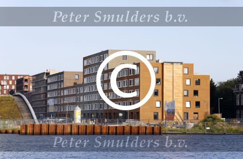 Amsterdam 18 augustus 2013
Apartementen complex waar Carolien Tensen haar nieuwe appartement gekocht heeft aan de amstel.
Peter Smulders bv