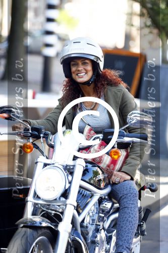 Amsterdam 5 september 2013
Chimene v Oosterhout op haar Harley Davidson
Foto Peter Smulders BV