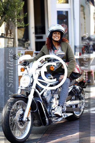 Amsterdam 5 september 2013
Chimene v Oosterhout op haar Harley Davidson
Foto Peter Smulders BV
