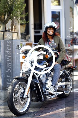 Amsterdam 5 september 2013
Chimene v Oosterhout op haar Harley Davidson
Foto Peter Smulders BV