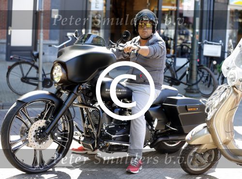 Amsterdam 14 augustus 2013
Dennis Rugenbregt op Buddha to Buddha Harley davidson
Peter Smulders bv