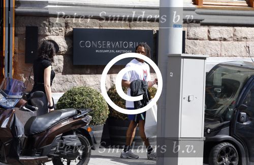 Amsterdam 3 september 2013
Edgar Davids en Halina Reijn verlaten samen het Conservatorium hotel.