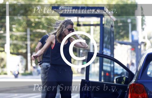 Amsterdam 26 augustus 2013
Ellen Hoog met haar nieuwe vriend Kelvin de Lang in Amsterdam.
Peter Smulders bv