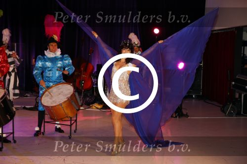 Amsterdam 21 augustus 2013
Ellen ten Damme bij repetities stiletto 2 in de focus studio\'s.Haar vriend Danny Ellinger maakt foto\'s.
Peter Smulders bv