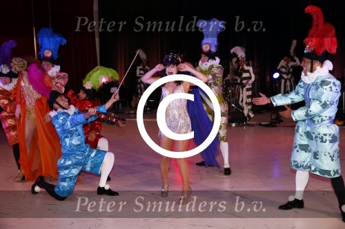 Amsterdam 21 augustus 2013
Ellen ten Damme bij repetities stiletto 2 in de focus studio\'s.Haar vriend Danny Ellinger maakt foto\'s.
Peter Smulders bv
